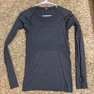Grey lulu lemon long sleeve